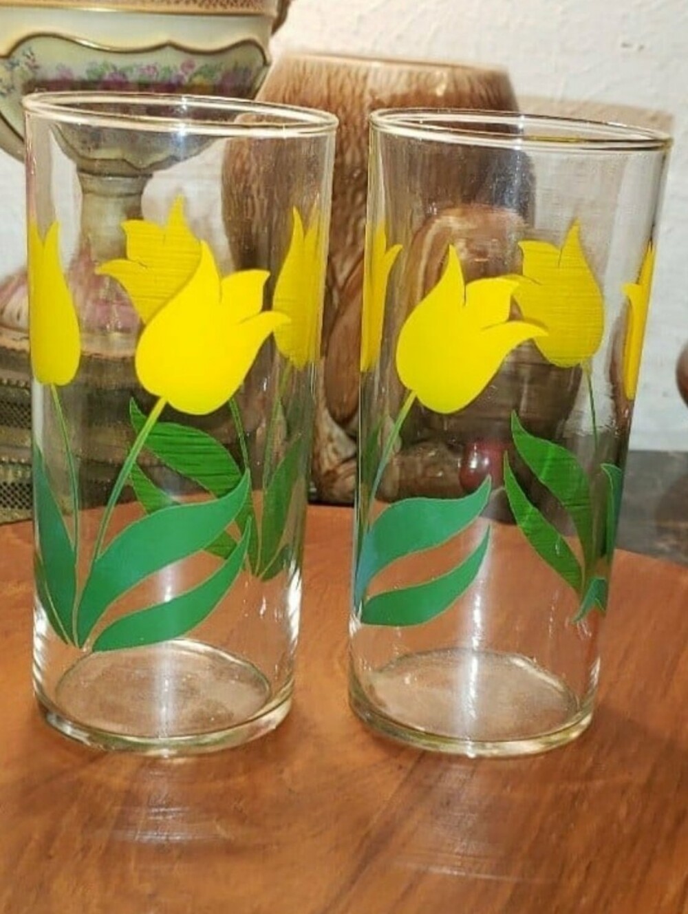 Set Of Two (2) Vintage Mid-Century Modern Yellow Tulip Glasses